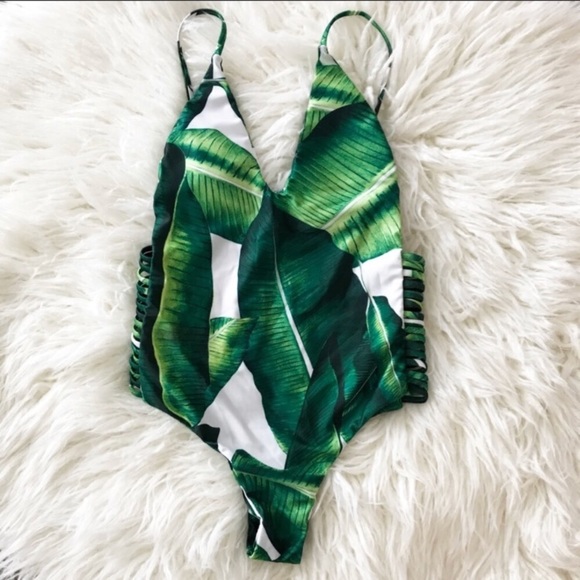 BEST SELLER Tropical Palm Leaf One Piece Swimsuit - Picture 5 of 8